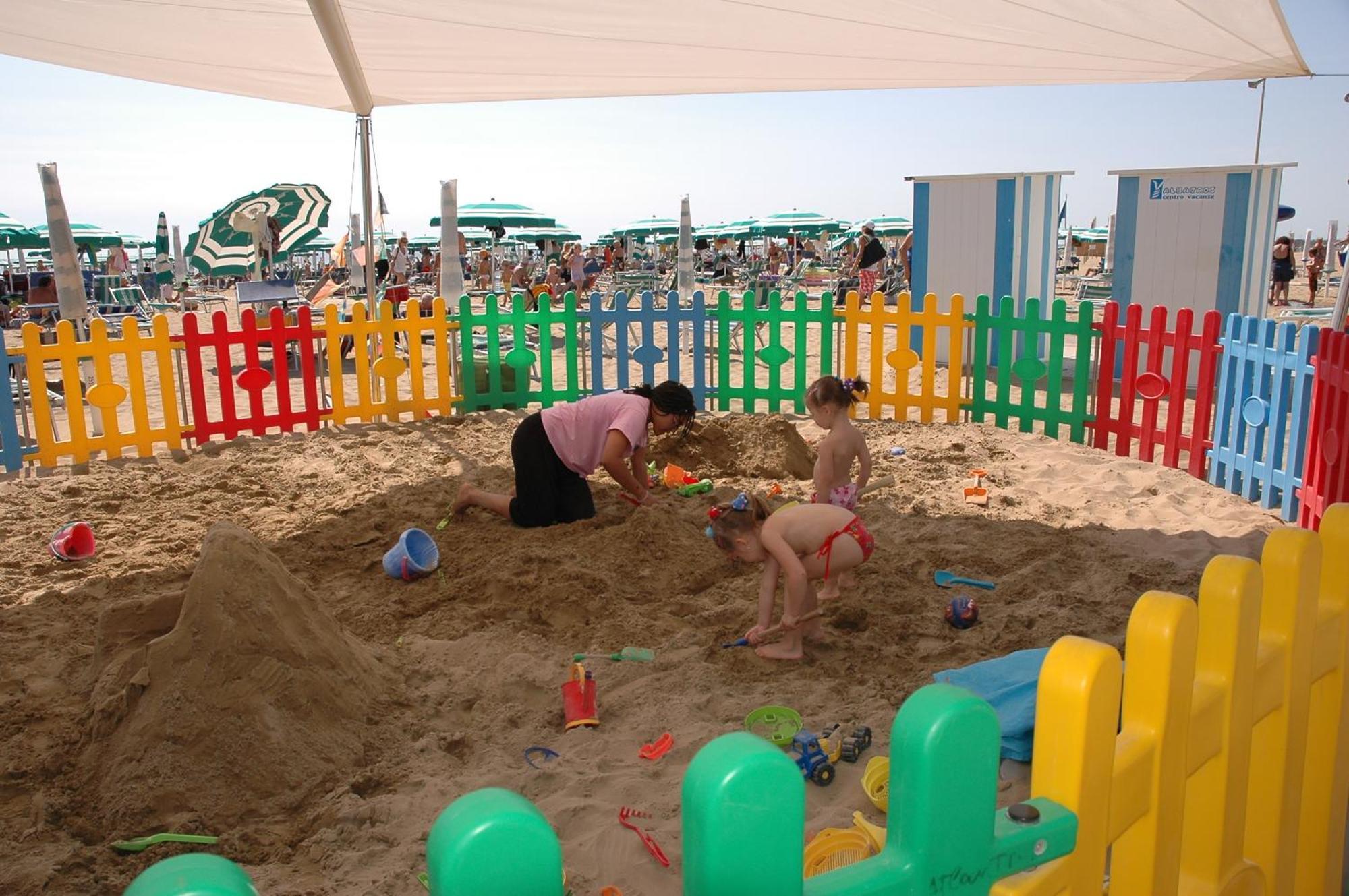 Villaggio Los Nidos Lignano Sabbiadoro Ngoại thất bức ảnh